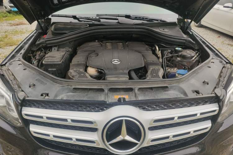 Used Mercedes-Benz GLS 2018 GLS 320 4MATIC Engine Bay