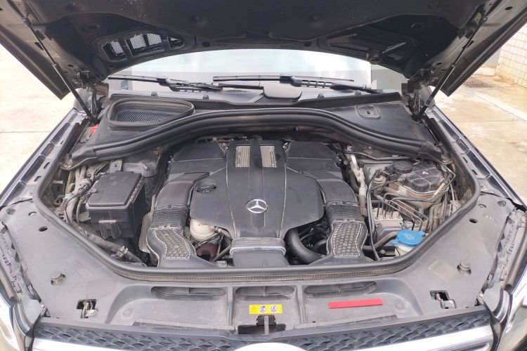 Used Mercedes-Benz GLS 2018 Refreshed GLS 400 4MATIC Dynamic Edition Engine Bay