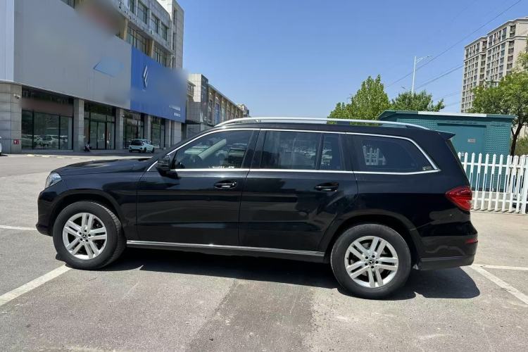 Used Mercedes-Benz GLS 2018 Facelift GLS 320 4MATIC Engine Bay