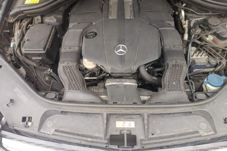 Used Mercedes-Benz GLS 2018 GLS 400 4MATIC Dynamic Model Engine Bay