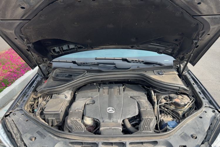 Used Mercedes-Benz GLS 2018 GLS 400 4MATIC Dynamic Model Engine Bay