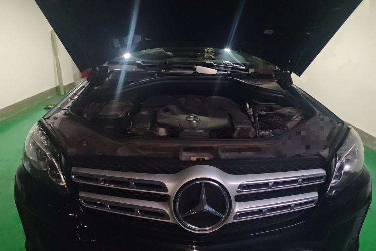 Used Mercedes-Benz GLS 2018 GLS 320 4MATIC Engine Bay