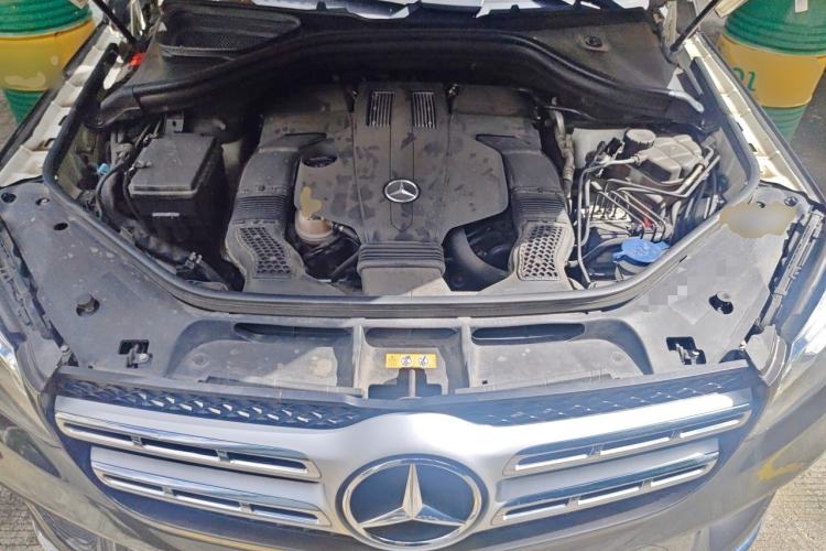 Used Mercedes-Benz GLS 2018 GLS 400 4MATIC Dynamic Model Engine Bay