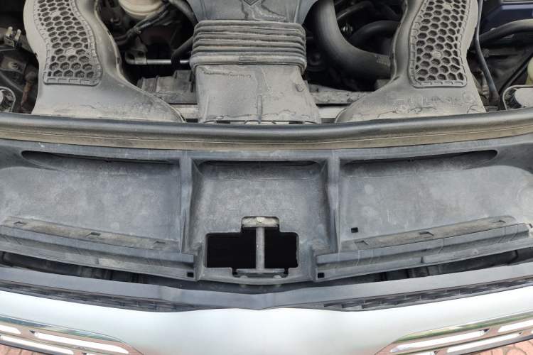 Used Mercedes-Benz GLS 2018 Refreshed GLS 400 4MATIC Dynamic Edition Engine Bay