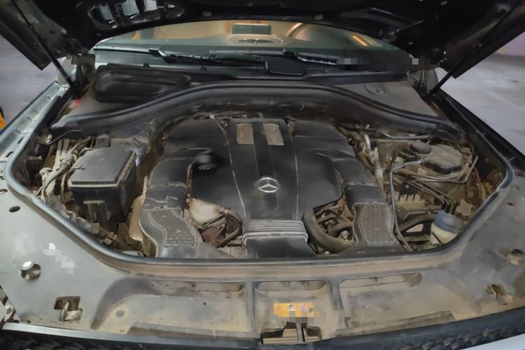Used Mercedes-Benz GLS 2018 Facelift GLS 320 4MATIC Engine Bay
