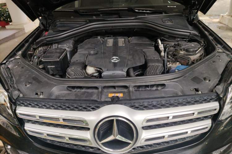 Used Mercedes-Benz GLS 2018 Refreshed GLS 400 4MATIC Dynamic Edition Engine Bay