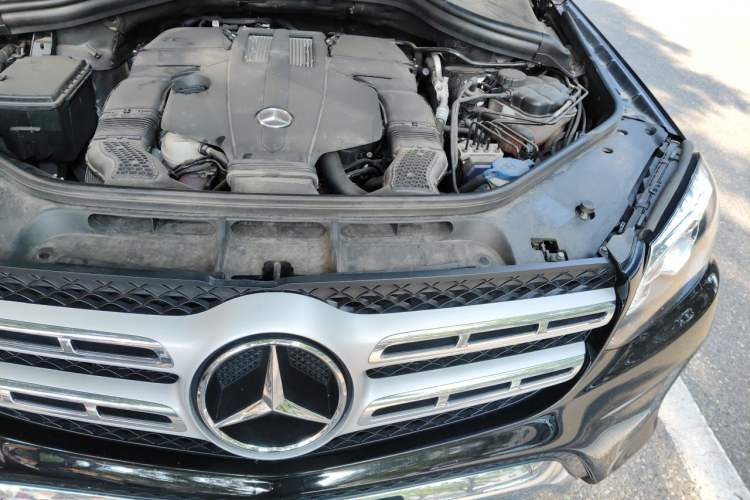 Used Mercedes-Benz GLS 2018 GLS 320 4MATIC Engine Bay Left