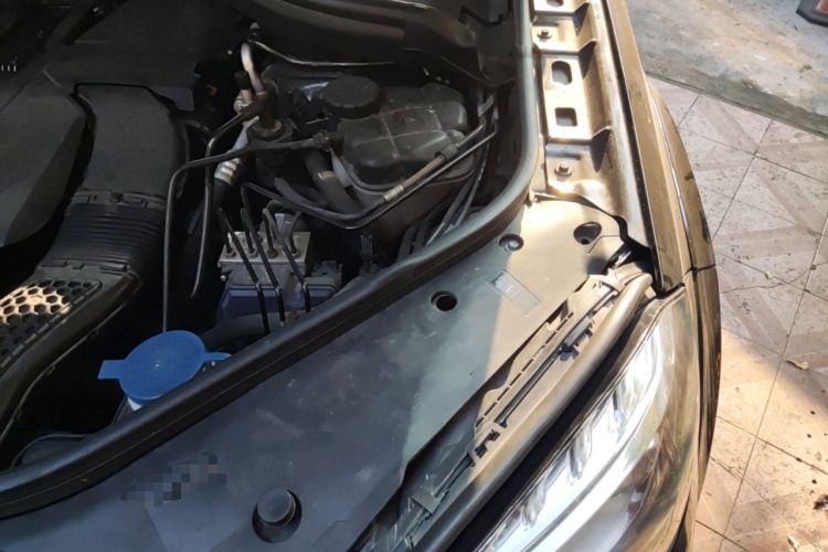 Used Mercedes-Benz GLS 2018 GLS 400 4MATIC Dynamic Model Engine Bay Left