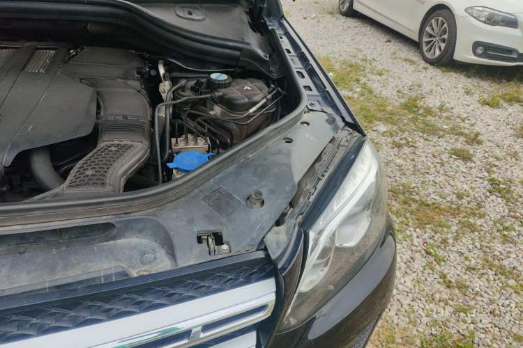 Used Mercedes-Benz GLS 2018 GLS 320 4MATIC Engine Bay Left