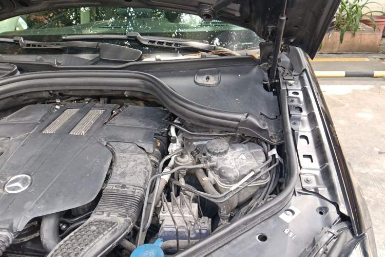 Used Mercedes-Benz GLS 2018 Facelift GLS 320 4MATIC Engine Bay Left