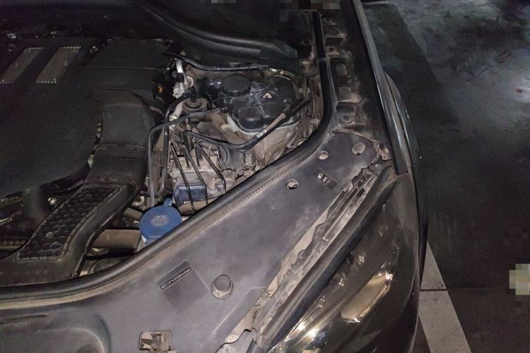 Used Mercedes-Benz GLS 2018 GLS 400 4MATIC Dynamic Model Engine Bay Left