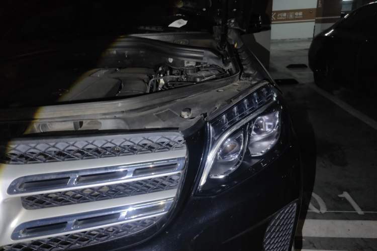 Used Mercedes-Benz GLS 2018 GLS 320 4MATIC Engine Bay Left