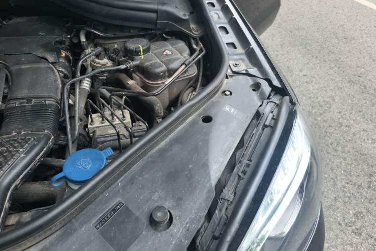 Used Mercedes-Benz GLS 2018 Refreshed GLS 400 4MATIC Dynamic Edition Engine Bay Left