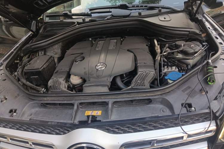 Used Mercedes-Benz GLS 2018 Facelift GLS 320 4MATIC Engine Bay