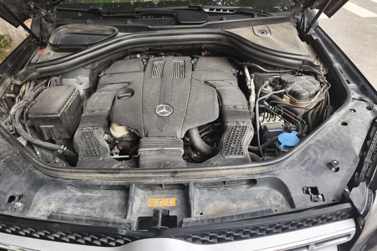 Used Mercedes-Benz GLS 2018 GLS 400 4MATIC Dynamic Model Engine Bay