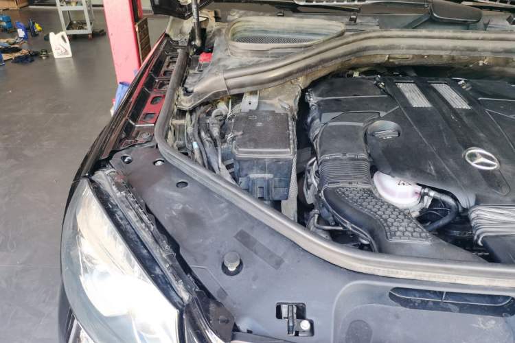 Used Mercedes-Benz GLS 2018 Refreshed GLS 400 4MATIC Dynamic Edition Engine Bay Right