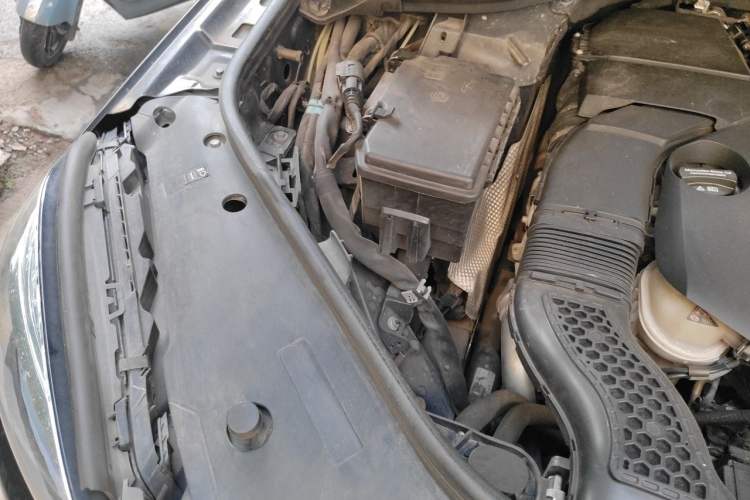 Used Mercedes-Benz GLS 2018 Facelift GLS 320 4MATIC Engine Bay Right