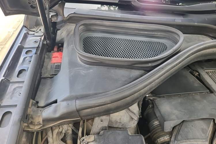 Used Mercedes-Benz GLS 2018 Restyled GLS 400 4MATIC Luxury Edition Engine Bay Right
