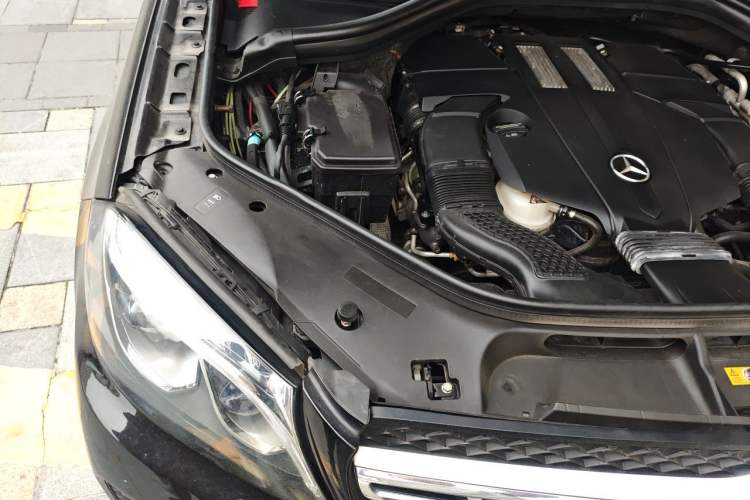 Used Mercedes-Benz GLS 2018 Facelift GLS 320 4MATIC Engine Bay Right