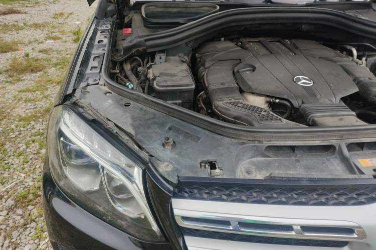 Used Mercedes-Benz GLS 2018 GLS 320 4MATIC Engine Bay Right