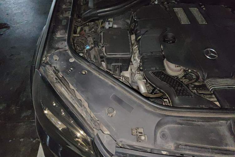 Used Mercedes-Benz GLS 2018 GLS 400 4MATIC Dynamic Model Engine Bay Right