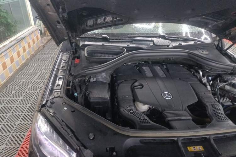 Used Mercedes-Benz GLS 2018 Facelift GLS 320 4MATIC Engine Bay Right