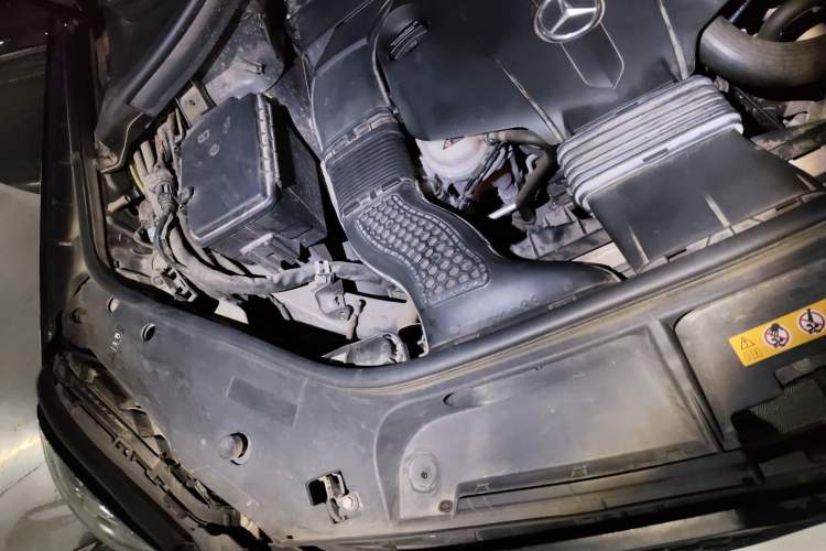 Used Mercedes-Benz GLS 2018 Refreshed GLS 400 4MATIC Dynamic Edition Engine Bay Right