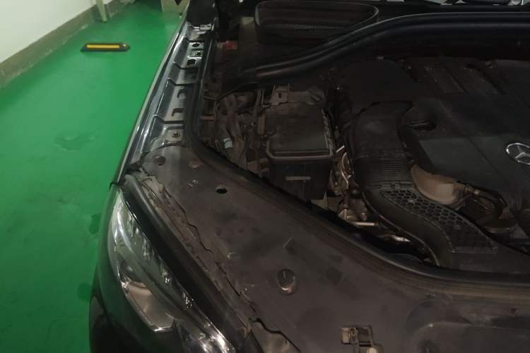 Used Mercedes-Benz GLS 2018 GLS 320 4MATIC Engine Bay Right