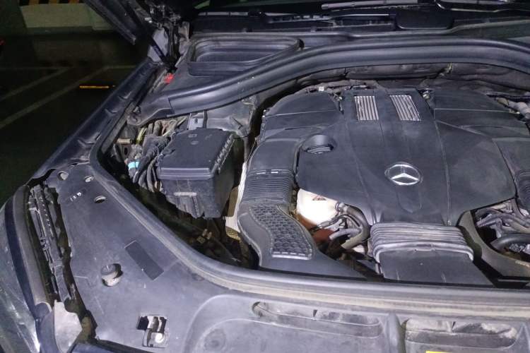 Used Mercedes-Benz GLS 2018 Facelift GLS 320 4MATIC Engine Bay Right