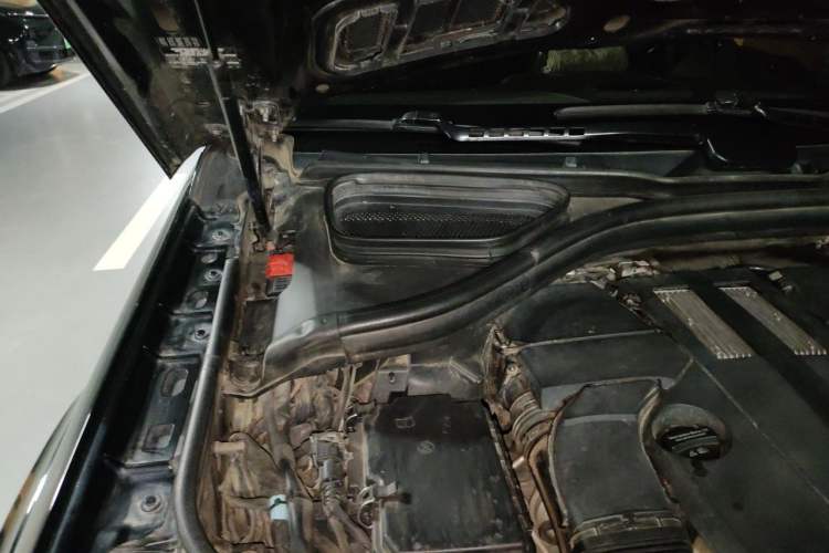 Used Mercedes-Benz GLS 2018 Refreshed GLS 400 4MATIC Dynamic Edition Engine Bay Right