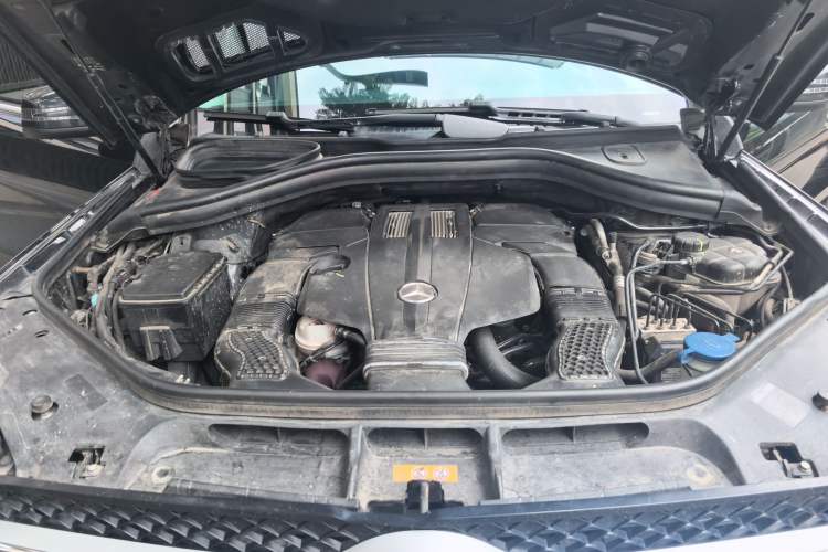 Used Mercedes-Benz GLS 2018 Refreshed GLS 400 4MATIC Dynamic Edition Engine Bay