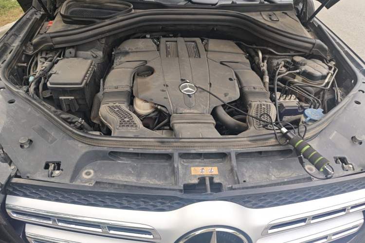 Used Mercedes-Benz GLS 2018 GLS 320 4MATIC Engine Bay