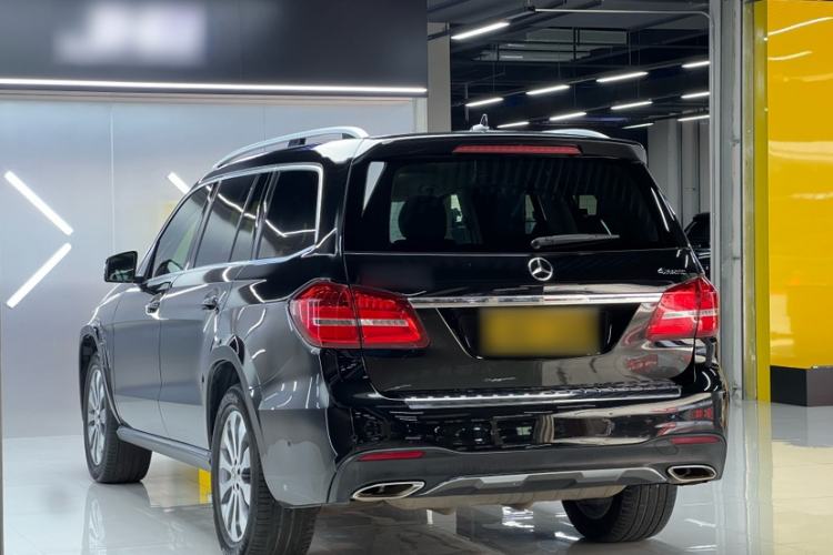 Used Mercedes-Benz GLS 2018 Refreshed GLS 400 4MATIC Dynamic Edition Exterior 3
