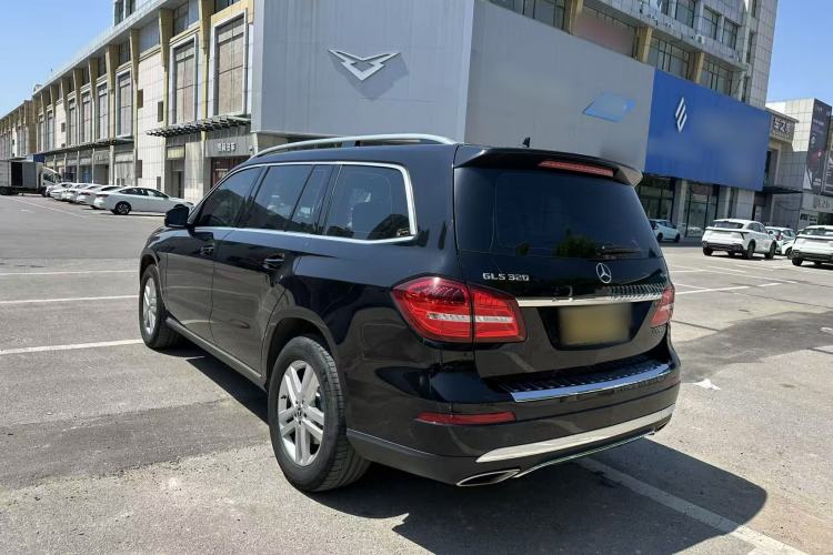 Used Mercedes-Benz GLS 2018 Facelift GLS 320 4MATIC Exterior 4