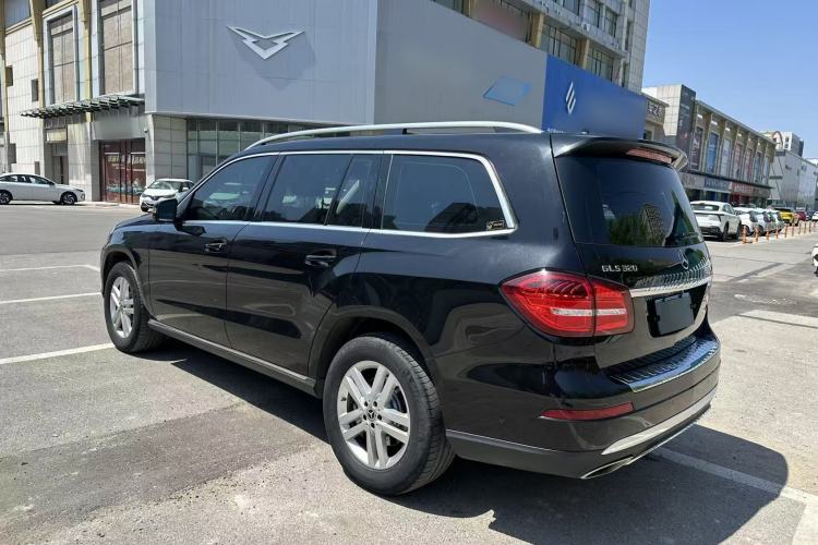 Used Mercedes-Benz GLS 2018 Facelift GLS 320 4MATIC Exterior 6