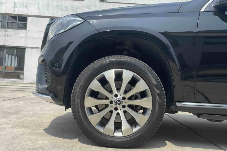 Used Mercedes-Benz GLS 2018 Refreshed GLS 400 4MATIC Dynamic Edition Exterior 7