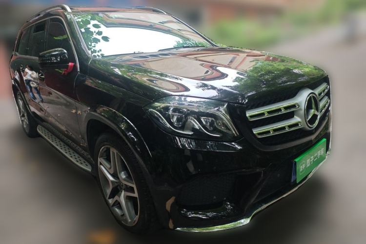 Used Mercedes-Benz GLS 2018 GLS 400 4MATIC Luxury Model Front Right 45 Deg