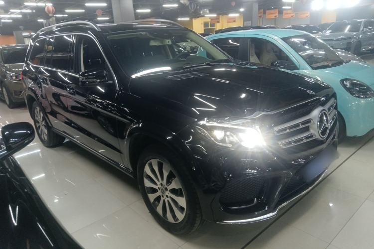Used Mercedes-Benz GLS 2018 Refreshed GLS 400 4MATIC Dynamic Edition Front Right 45 Deg