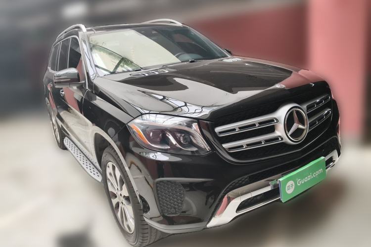 Used Mercedes-Benz GLS  Front Right 45 Deg