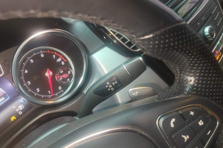 Used Mercedes-Benz GLS 2018 GLS 320 4MATIC Gear Lever
