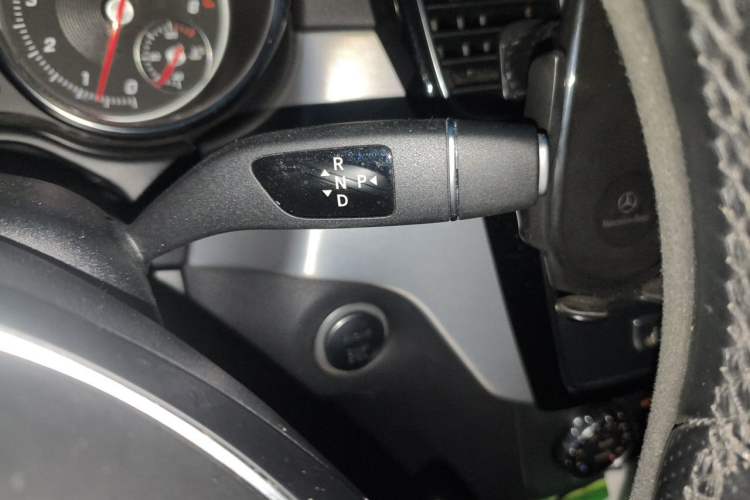 Used Mercedes-Benz GLS 2018 Facelift GLS 320 4MATIC Gear Lever