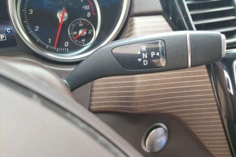 Used Mercedes-Benz GLS 2018 Refreshed GLS 400 4MATIC Dynamic Edition Gear Lever
