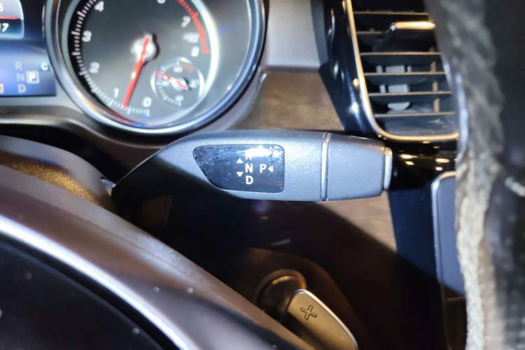 Used Mercedes-Benz GLS 2018 Refreshed GLS 400 4MATIC Dynamic Edition Gear Lever