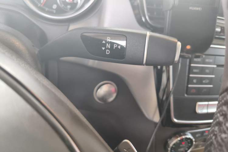 Used Mercedes-Benz GLS 2018 Facelift GLS 320 4MATIC Gear Lever