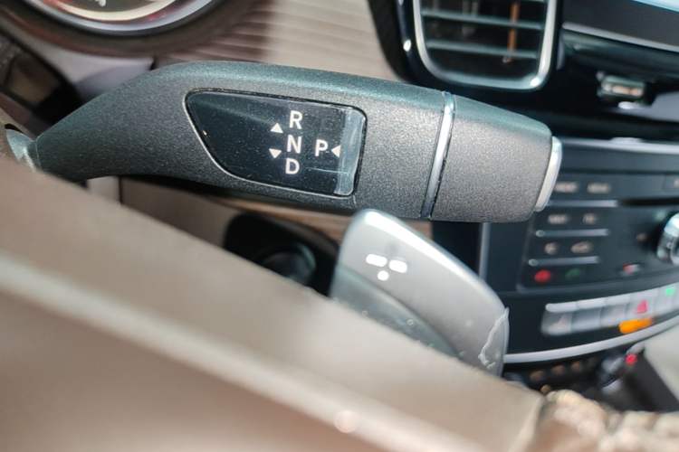 Used Mercedes-Benz GLS 2018 Facelift GLS 320 4MATIC Gear Lever