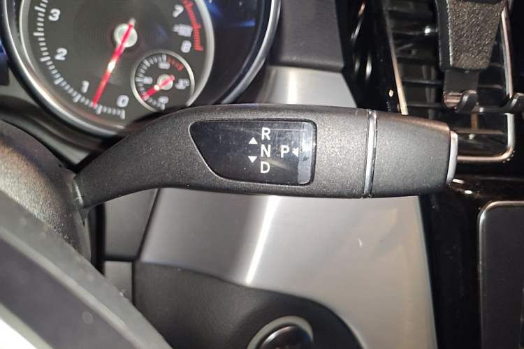 Used Mercedes-Benz GLS 2018 Facelift GLS 320 4MATIC Gear Lever