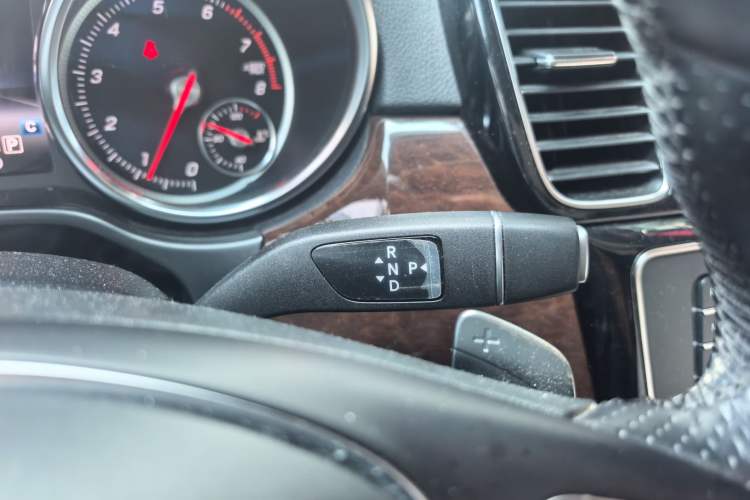 Used Mercedes-Benz GLS 2018 Refreshed GLS 400 4MATIC Dynamic Edition Gear Lever