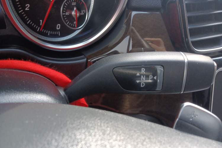 Used Mercedes-Benz GLS 2018 Refreshed GLS 400 4MATIC Dynamic Edition Gear Lever