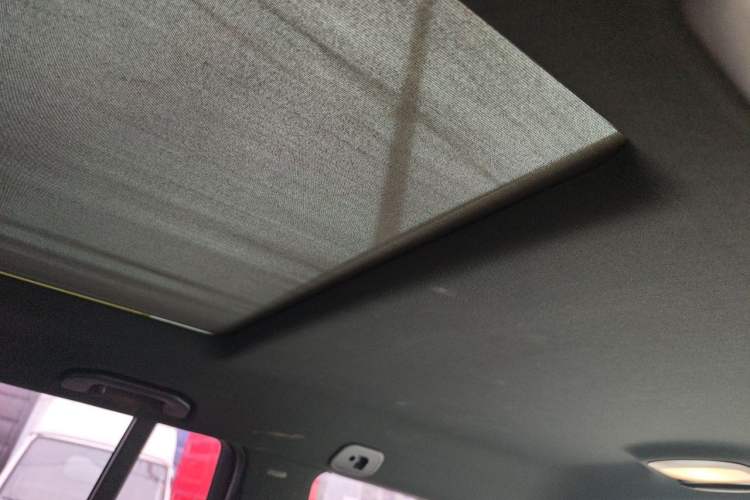 Used Mercedes-Benz GLS  Headliner