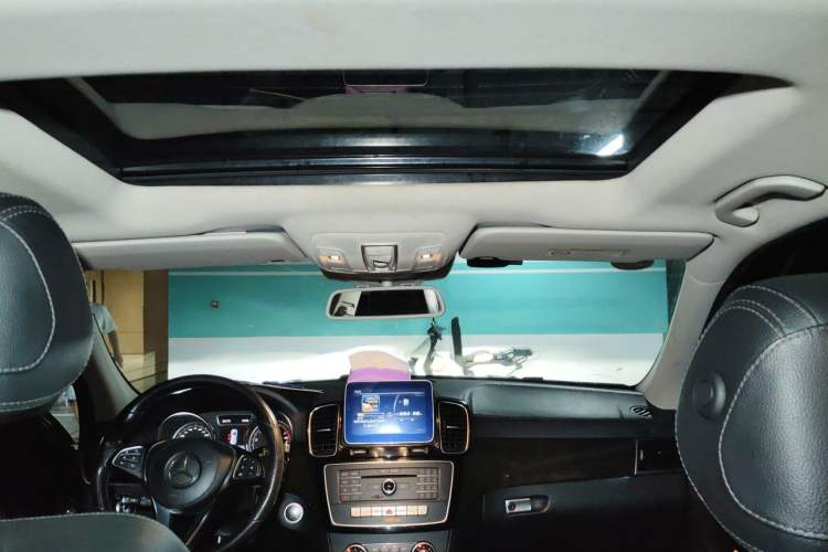 Used Mercedes-Benz GLS 2018 Refreshed GLS 400 4MATIC Dynamic Edition Headliner